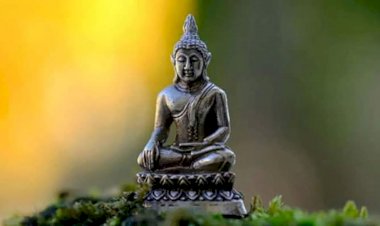The main religious festival of the Buddhist community is Happy Buddha Purnima today