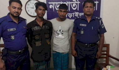Thirty yaba tablets were seized along with two individuals under the leadership of OC Ashikur Rahman of Naraigati Thana in Narail.
