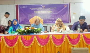 'Info Apa' Project Courtyard Meeting in Mohanpur, Rajshahi - Raising Awareness for Women's Empowerment and Preventing Child Marriage