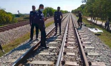 Mutilated body of unidentified youth recovered from railway tracks in Burichang!