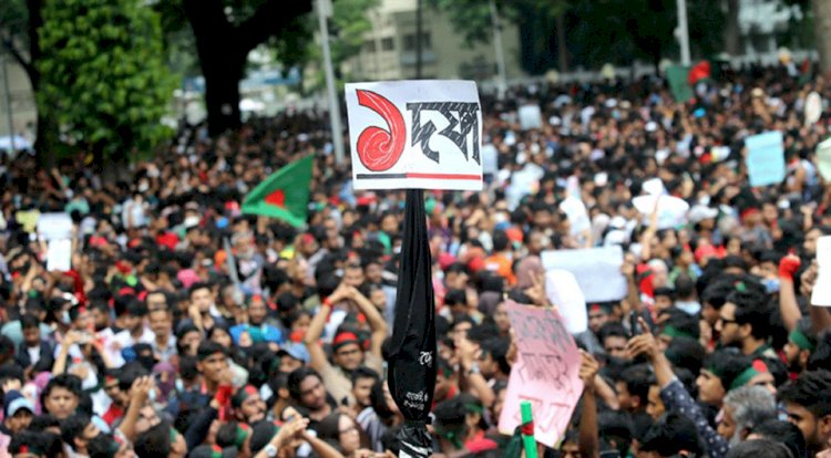 Students Launch Non-Cooperation Movement with One-Point Demand