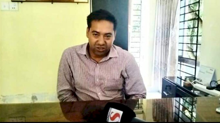 Goaland Agriculture Officer gets angry at journalist for seeking information.